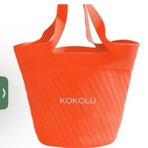 Kokolu bright orange NWOT